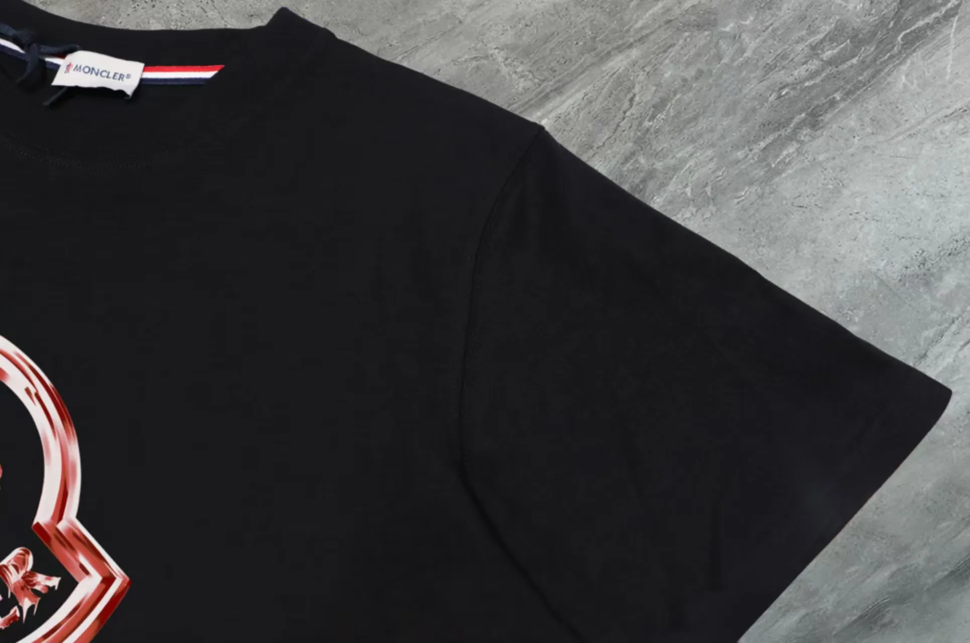 P80💰《Moncler~ 》 2026New Arrival Quality T ， , Versatile Quality ！ ‼ 32 250G ‼ ， ， ， ， T 🤪 Sizes：S-M-L-XL-2XL ：Black，White， Same Style